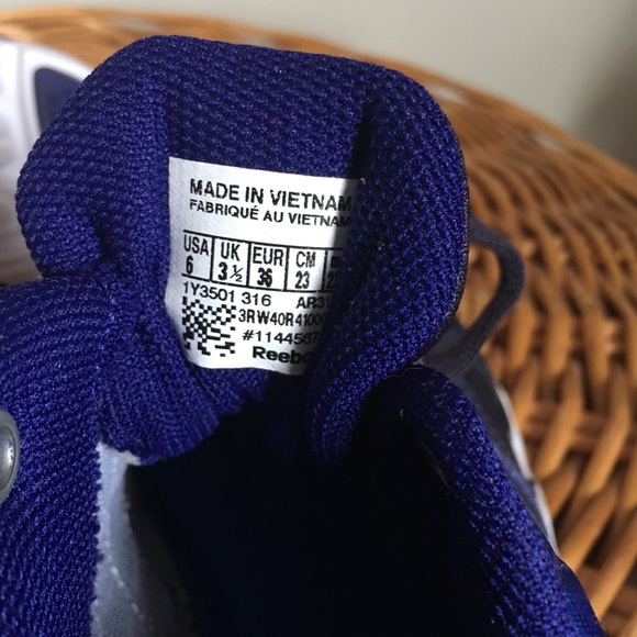 Reebok women’s shoes size 6 - Picture 4 of 4